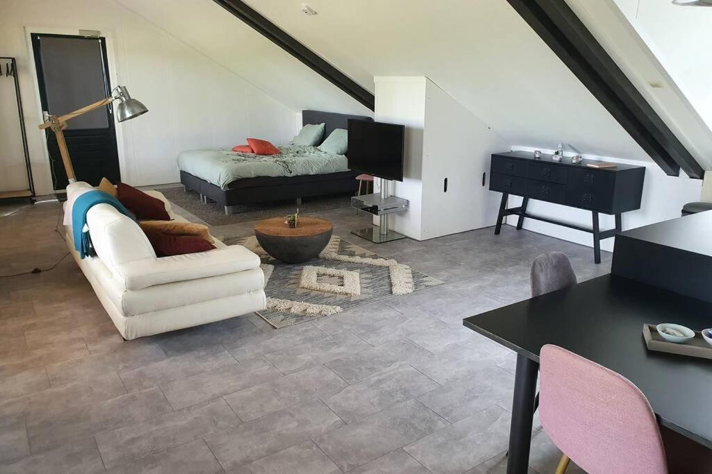 Vrijstaand / Landelijk Appartement Met Uitzicht! De Wijk 外观 照片
